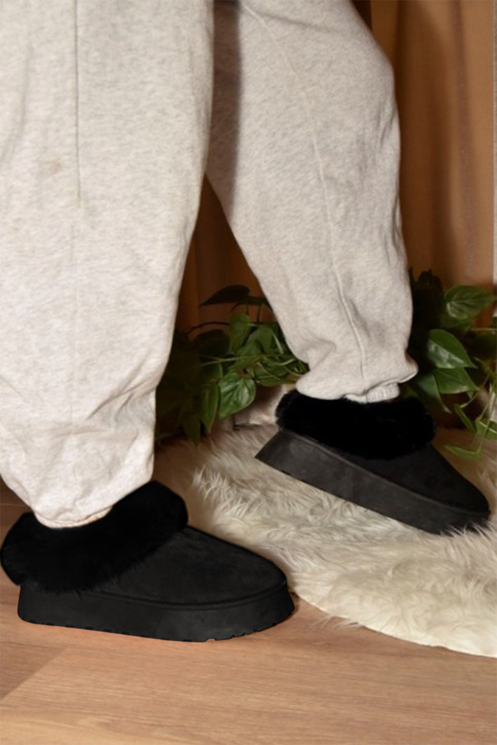 Wild Diva Platform Slippers Tazzette Plush Faux Fur Boots Slip-on Vegan Suede Shoes