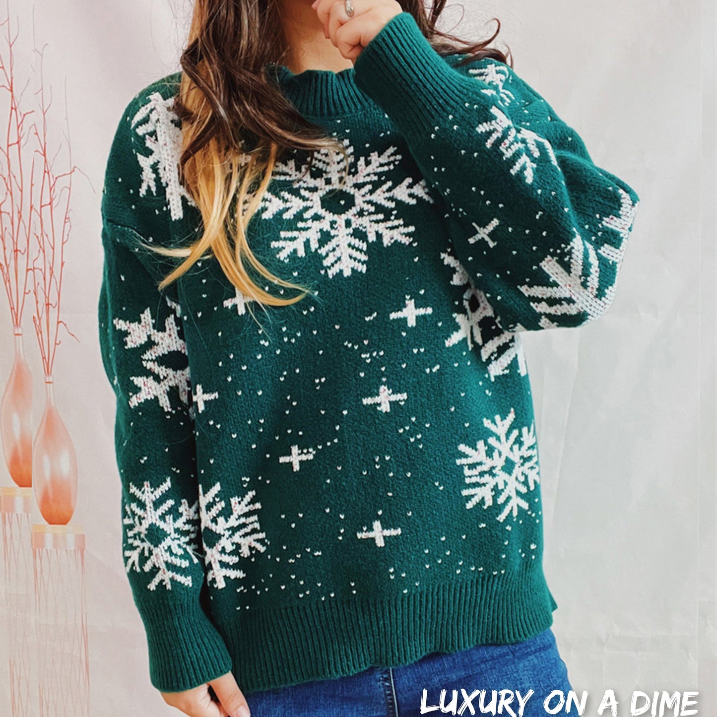 Color Contrast Snowflake Round Neck Long Sleeve Minimalist Winter Sweater