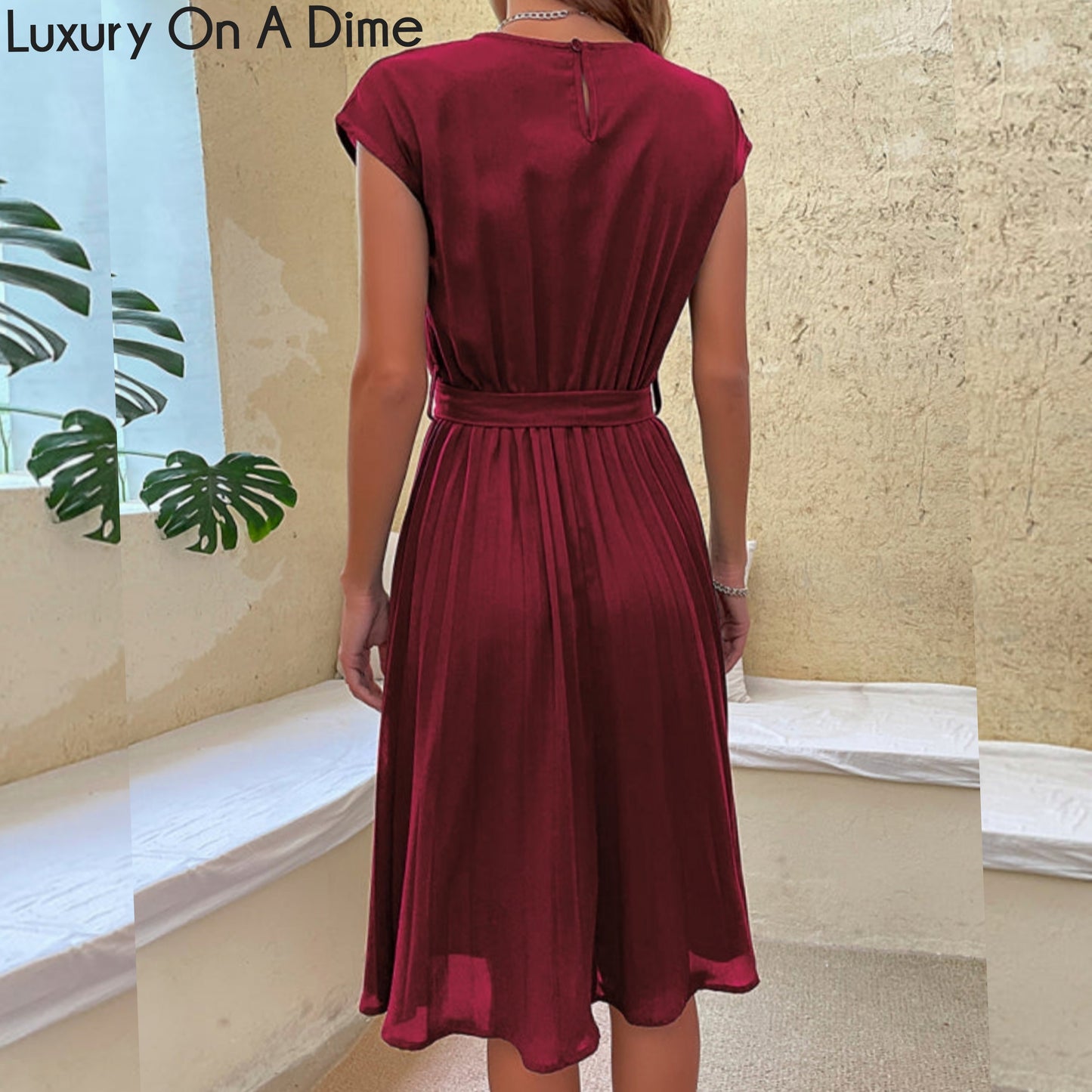 Retro Pleated Classy Modest Round Neck Short Sleeve Knee Length Midi Dress