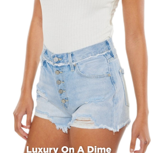 KanCan Button Fly High Rise Torn Distressed Denim Frayed Cut-Off Jean Shorts Medium Wash