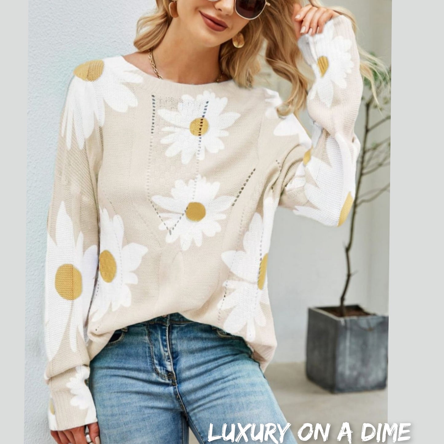 Daisy Knit Print Openwork Detail Lightweight Sweater