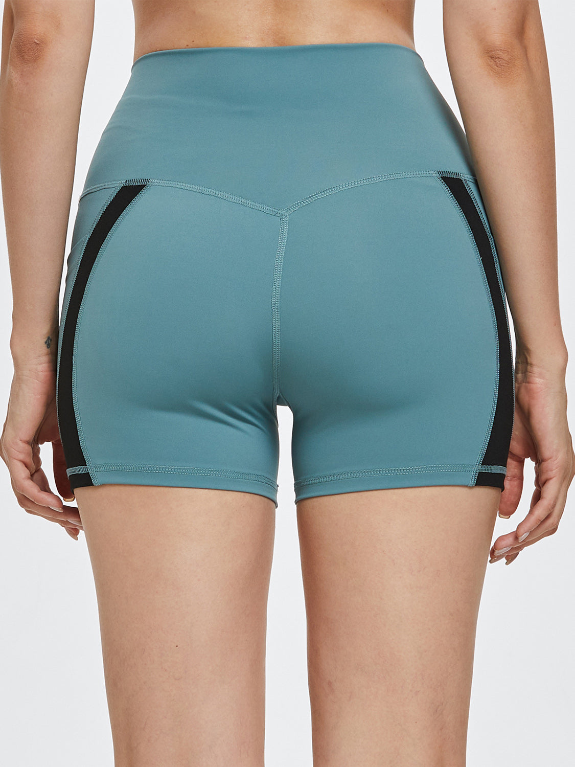 High Rise Waist Pocket Athletic Shorts Wide Waistband Contrasting Stripe Activewear