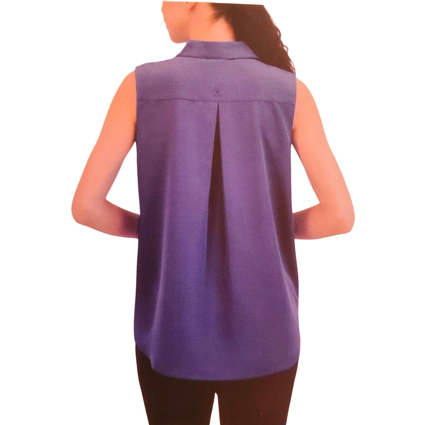 GAIAM Athletic Sleeveless Collared Tank Top Lightweight Button-up Shirt Athleisure Moisture Wicking