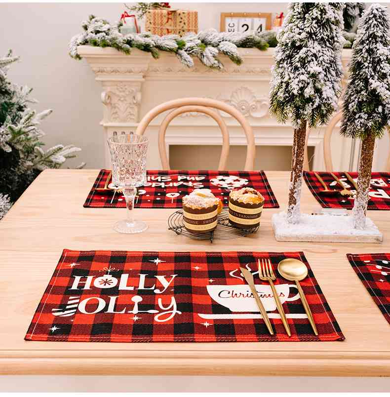 2-Piece Christmas Buffalo Plaid Placemat Dining Table Festive Home Decor Assorted