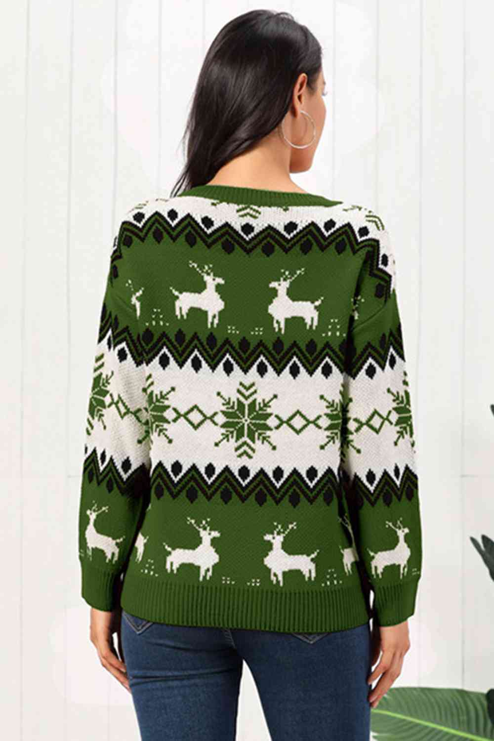 Snowflake Reindeer Fair Isle Knit Round Neck Classy Holiday Sweater Minimalist