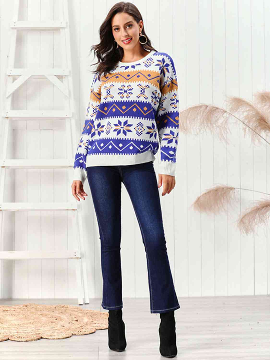 Bold Fair Isle Contrast Winter Snowflake Long Sleeve Minimalist Sweater