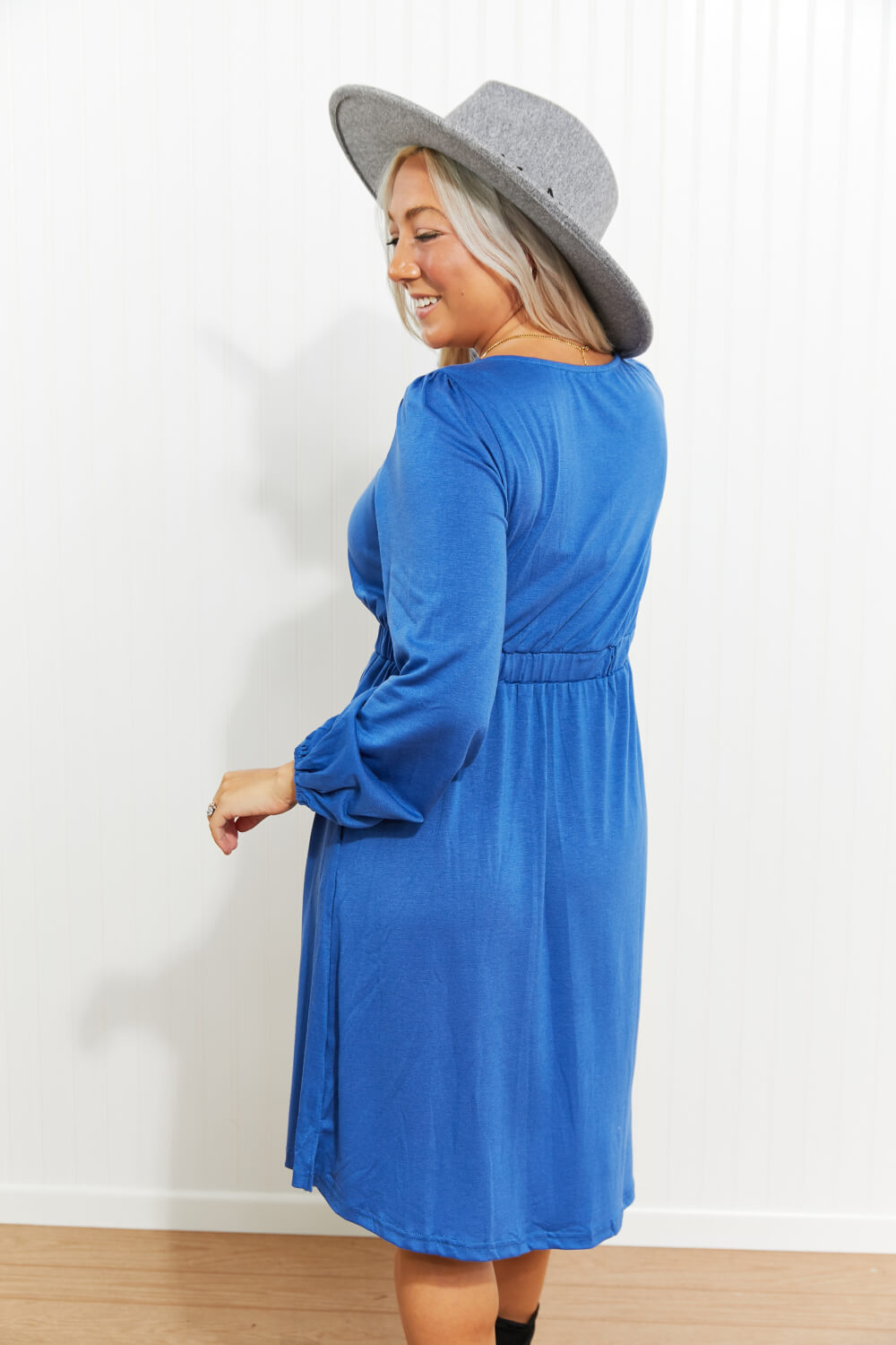 Chic Scoop Neck Empire Waist Long Sleeve Dress (Plus Size Available) in 4 Colors
