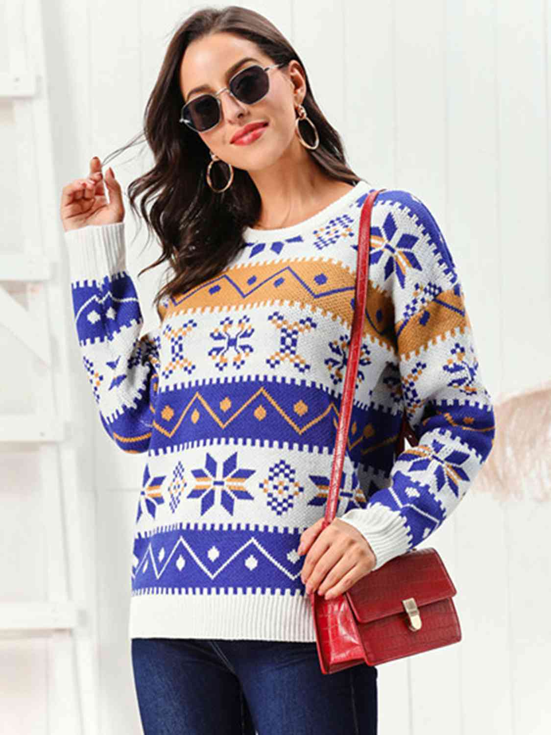 Bold Fair Isle Contrast Winter Snowflake Long Sleeve Minimalist Sweater