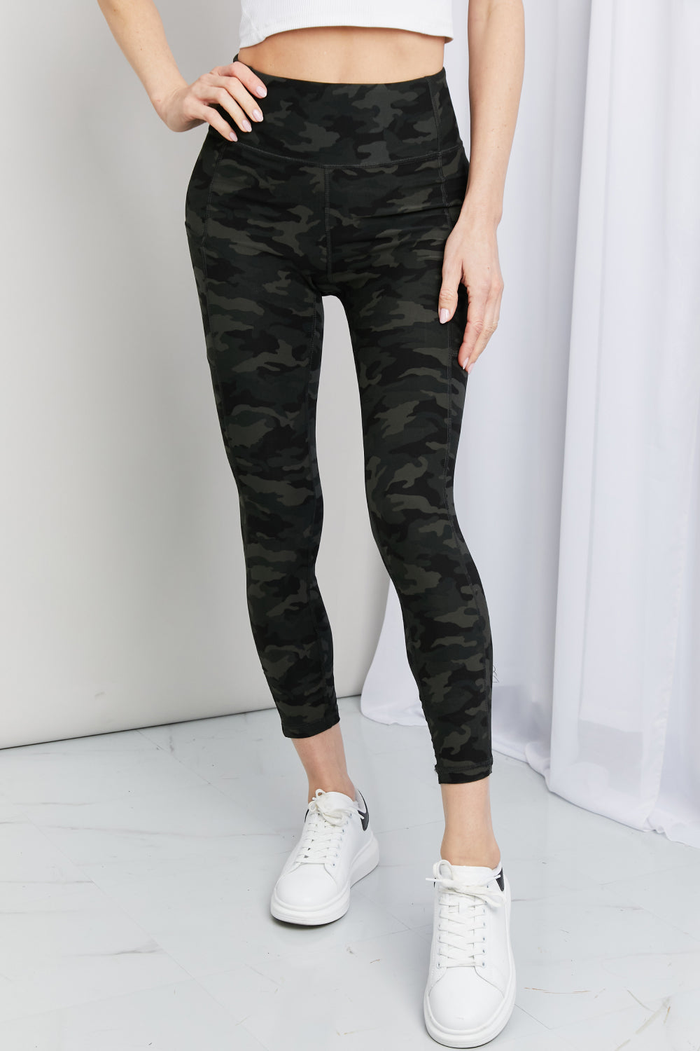 Camouflage High-rise Side Pocket Yoga Workout Pants (Plus Size Available)