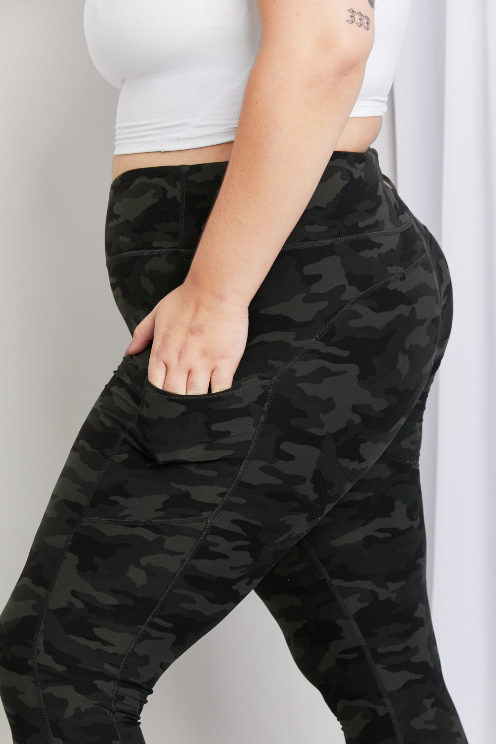 Camouflage High-rise Side Pocket Yoga Workout Pants (Plus Size Available)