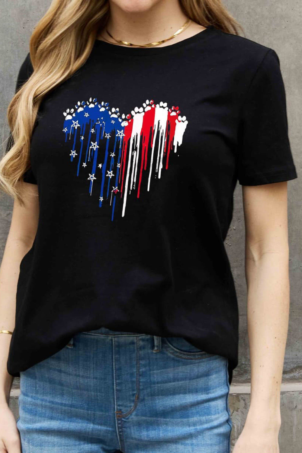 Paw-Print US American Flag Heart Graphic 100% Cotton Short-sleeve Tee Shirt (Plus Size Available)