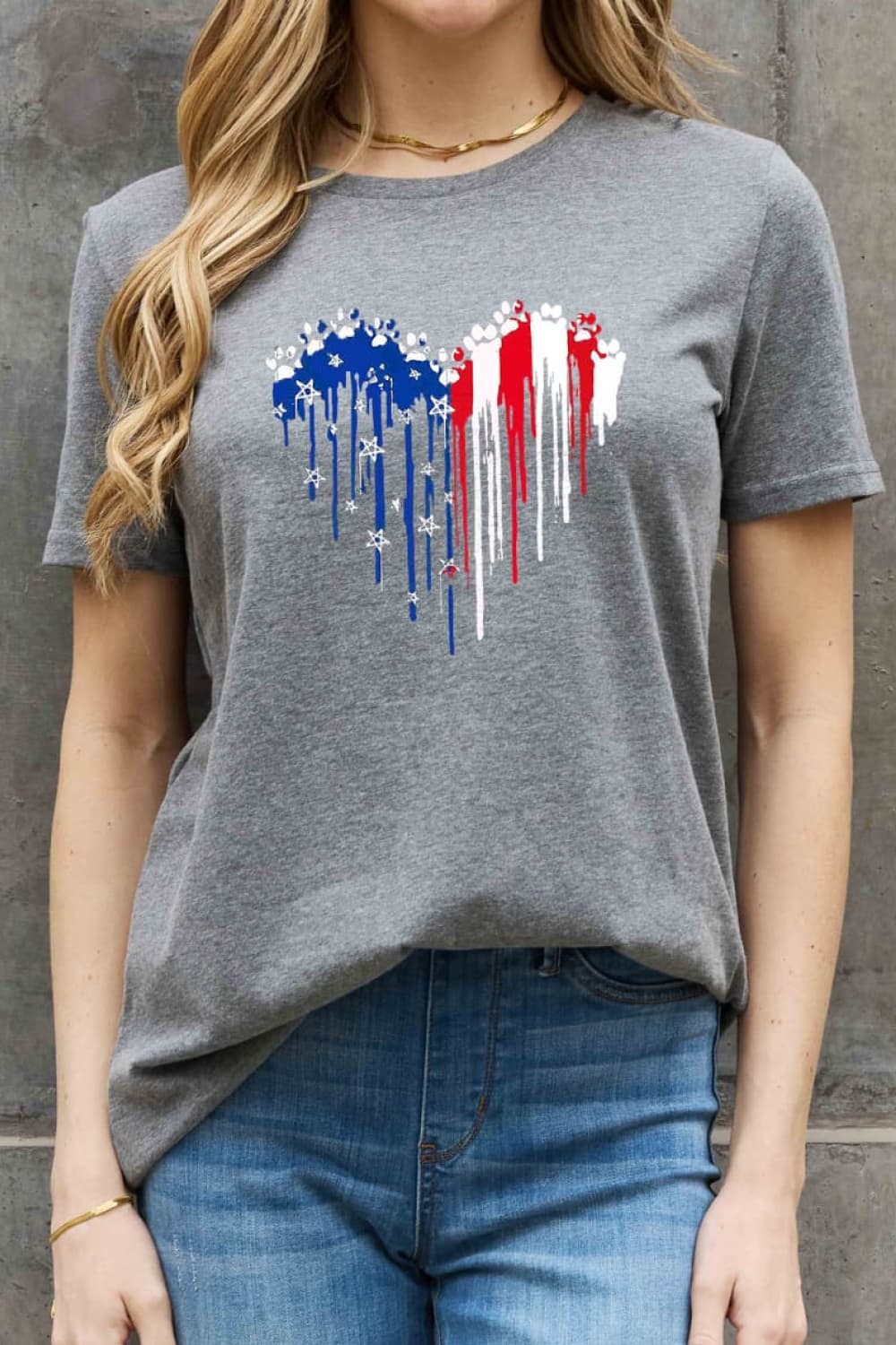 Paw-Print US American Flag Heart Graphic 100% Cotton Short-sleeve Tee Shirt (Plus Size Available)
