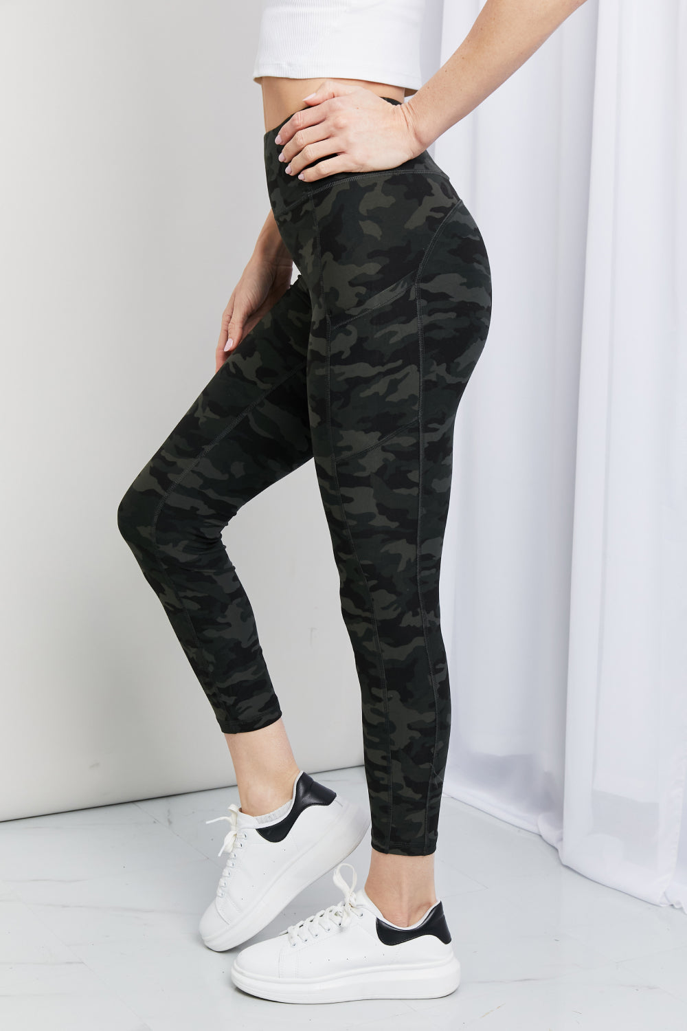 Camouflage High-rise Side Pocket Yoga Workout Pants (Plus Size Available)