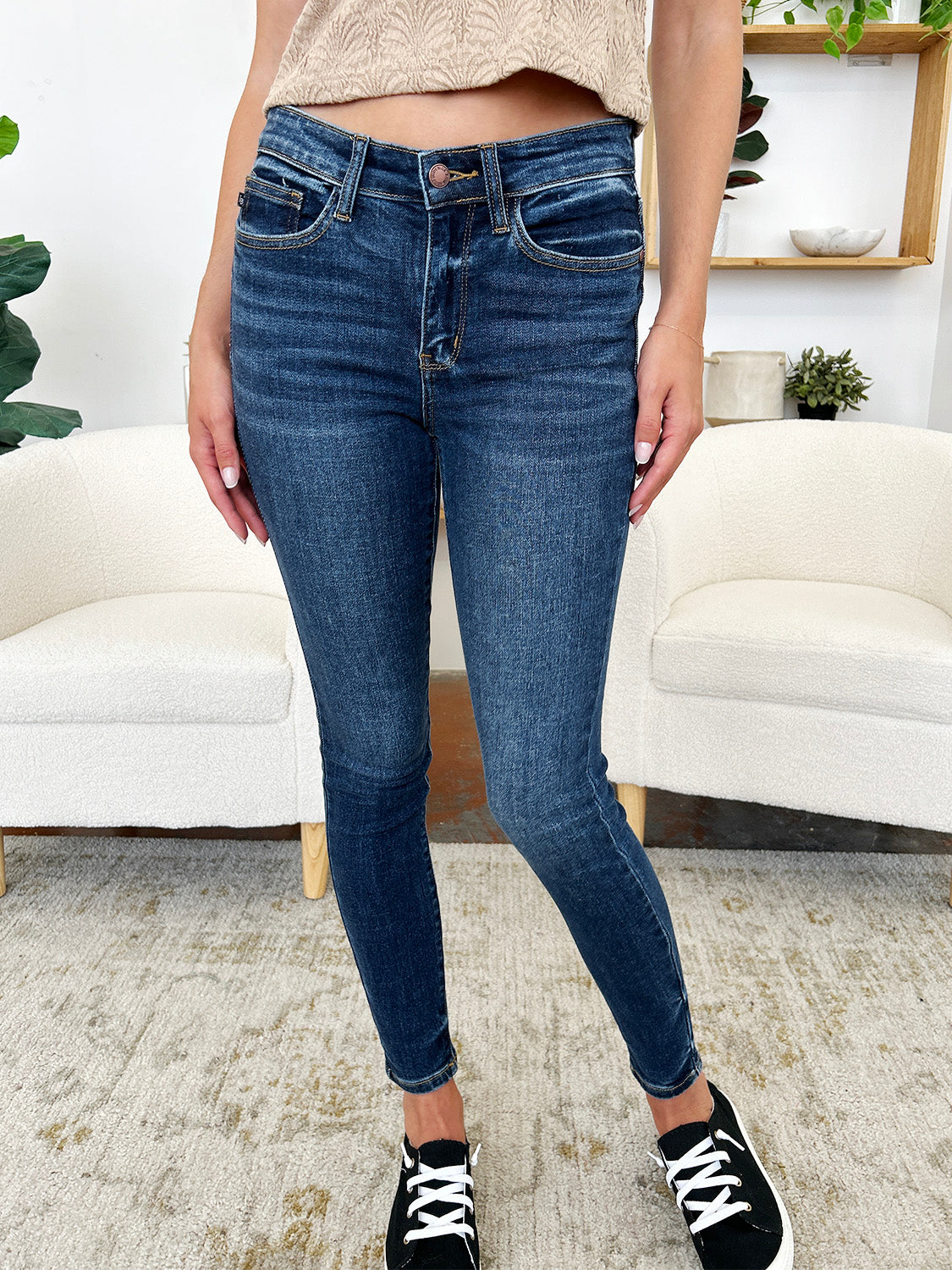 Skinny Judy Blue High-Rise Waist Denim Handsand Jeans Slim Stretchy Ankle Pants