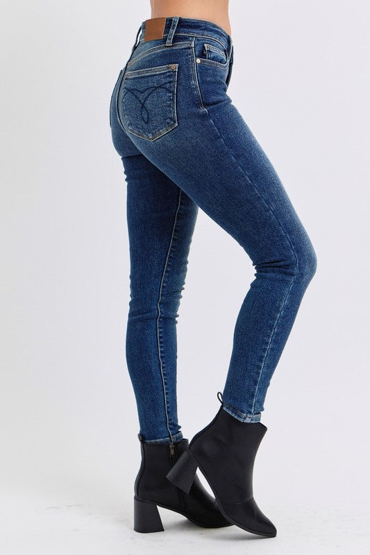 Judy Blue Thermal Mid-Rise Waist Stretchy Skinny Jeans Slim Fit Denim Pants Classic Ankle