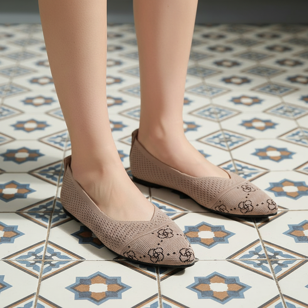 Printed Contrasting V-Cut Pointed Toe Sleek Knit Ballet Flats Classic Slip-On Shoes
