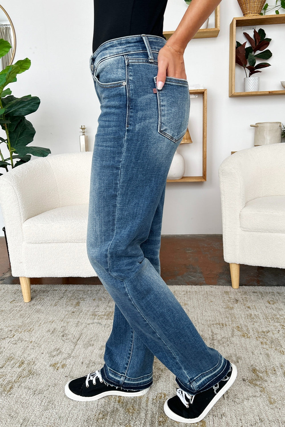 Judy Blue Mid-Rise Straight Leg Boyfriend Jeans Released Raw Hem Denim Pants