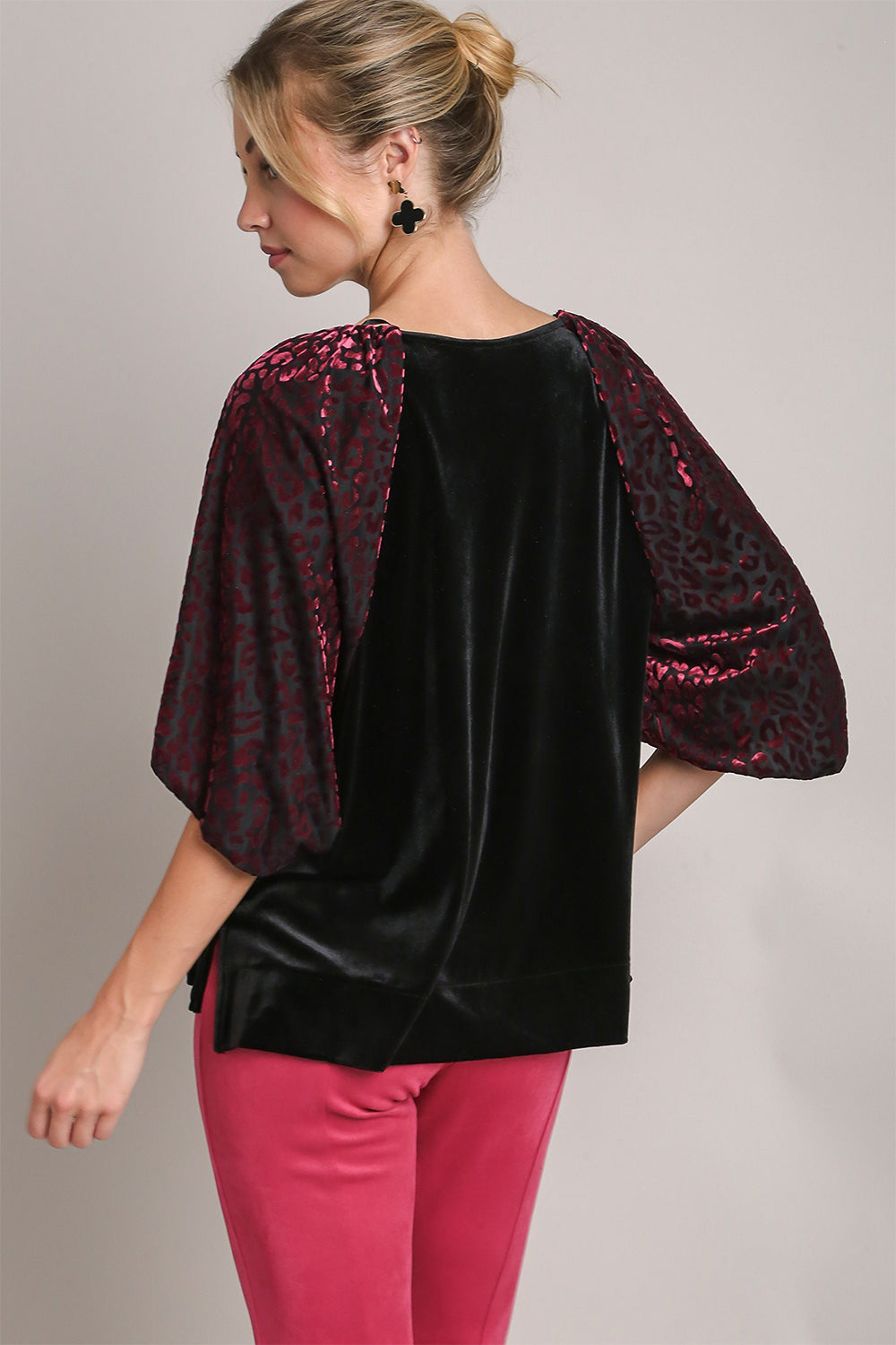 Umgee Leopard Velvet Sheer Balloon Half Sleeve Shirt Split Side Top High-Low Blouse