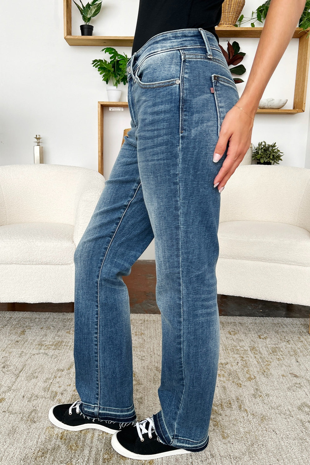 Judy Blue Mid-Rise Straight Leg Boyfriend Jeans Released Raw Hem Denim Pants