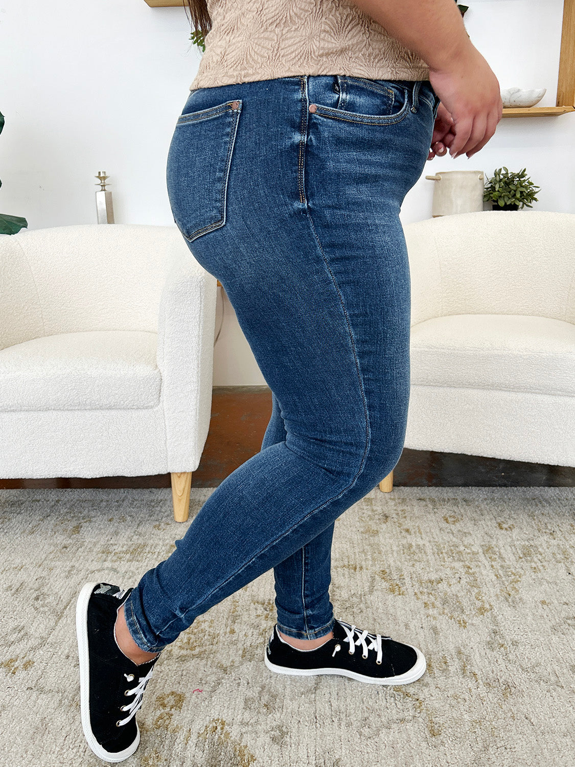 Skinny Judy Blue High-Rise Waist Denim Handsand Jeans Slim Stretchy Ankle Pants