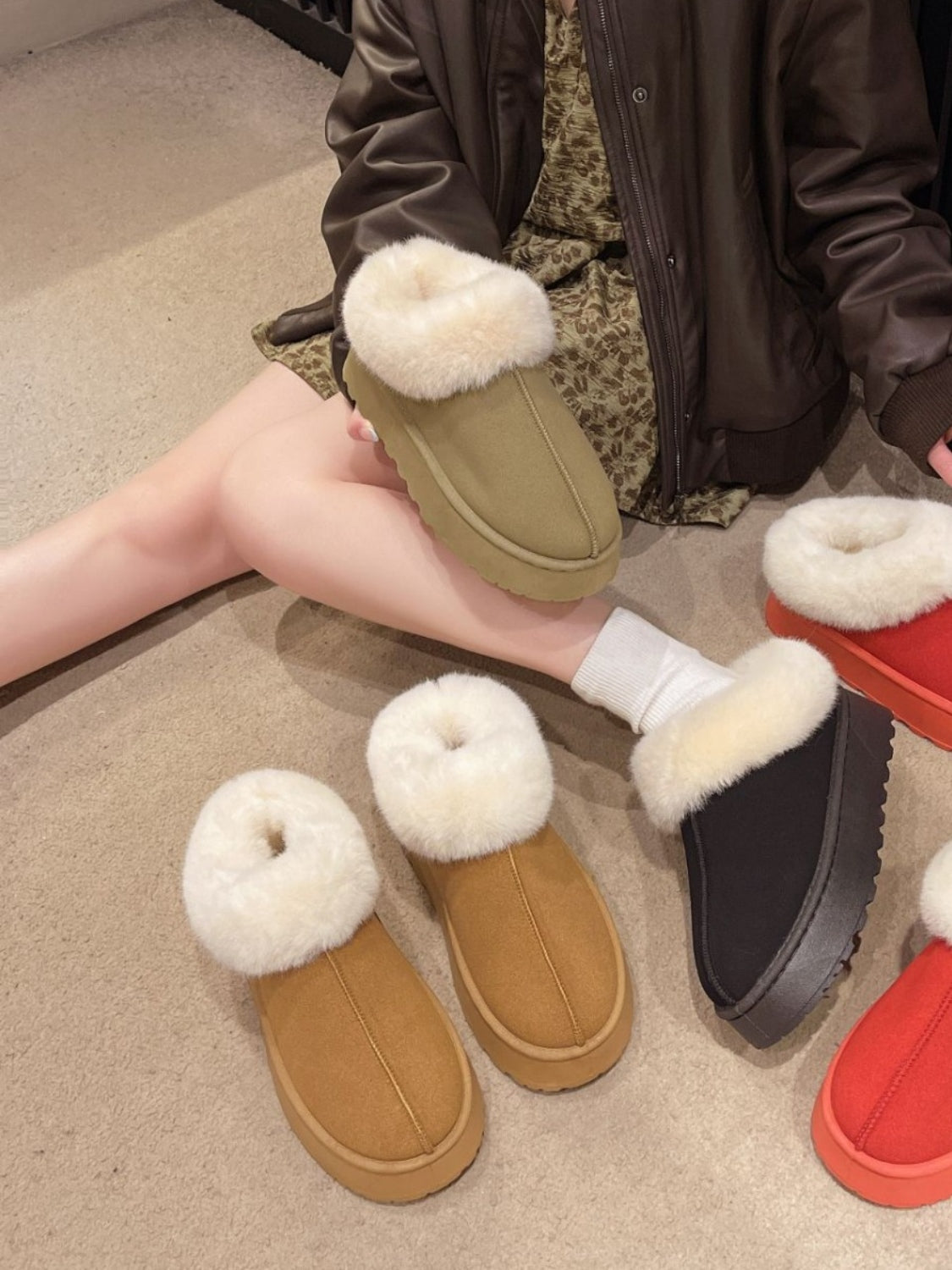 Platform Slippers Tazzette Plush Faux Fur Collar Slip-on Vegan Suede Winter Shoes