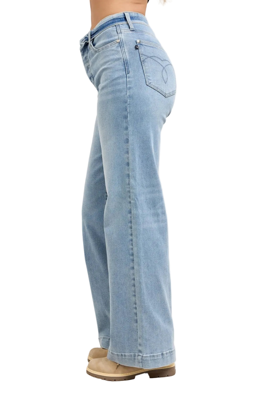 79652baf2c1d45eeb8659a4b08190fd0-Max