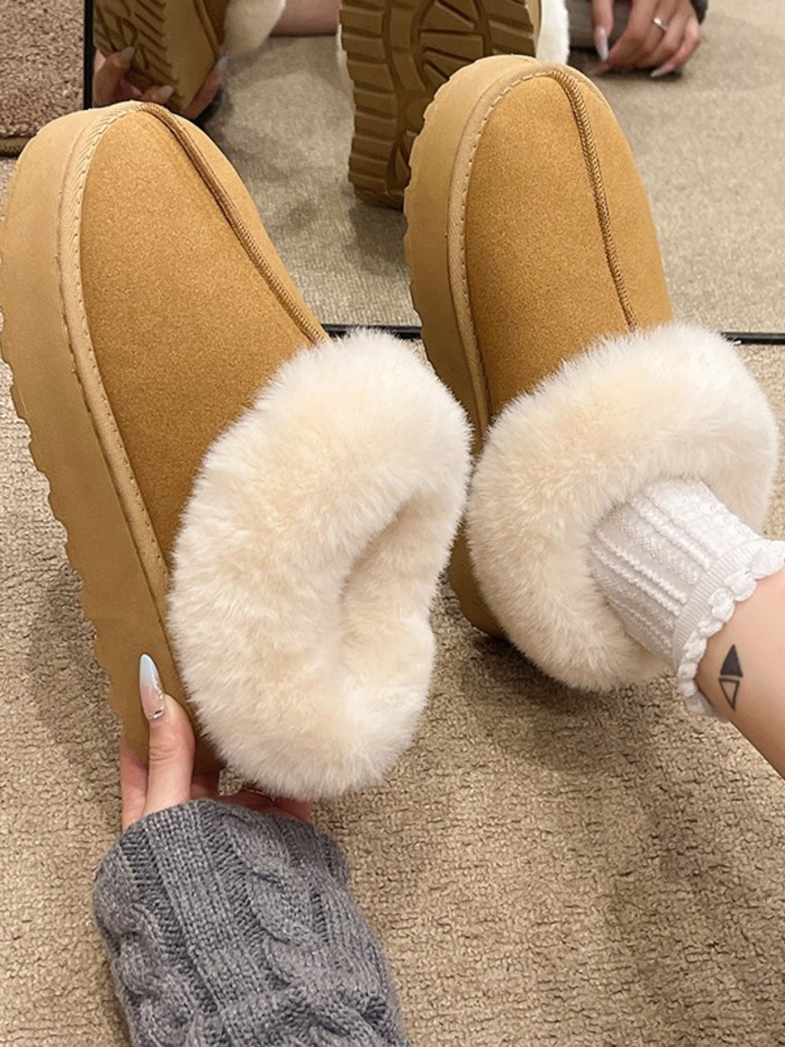 Platform Slippers Tazzette Plush Faux Fur Collar Slip-on Vegan Suede Winter Shoes