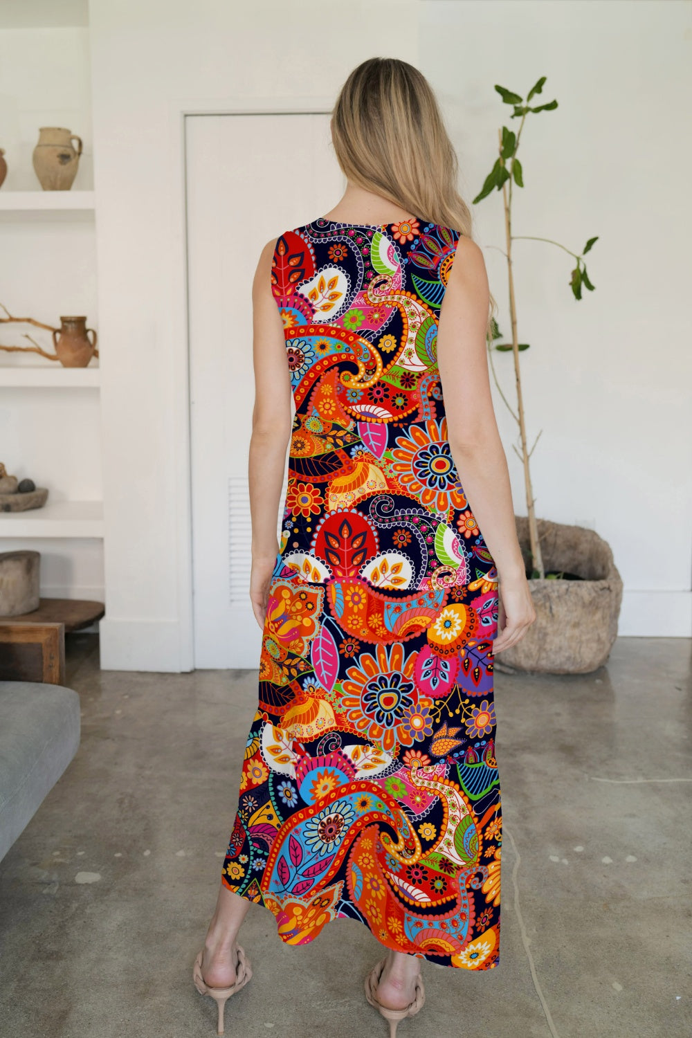 Bold Colorful Retro Floral Sleeveless Tiered V-Neck Oversized Summer Maxi Dress