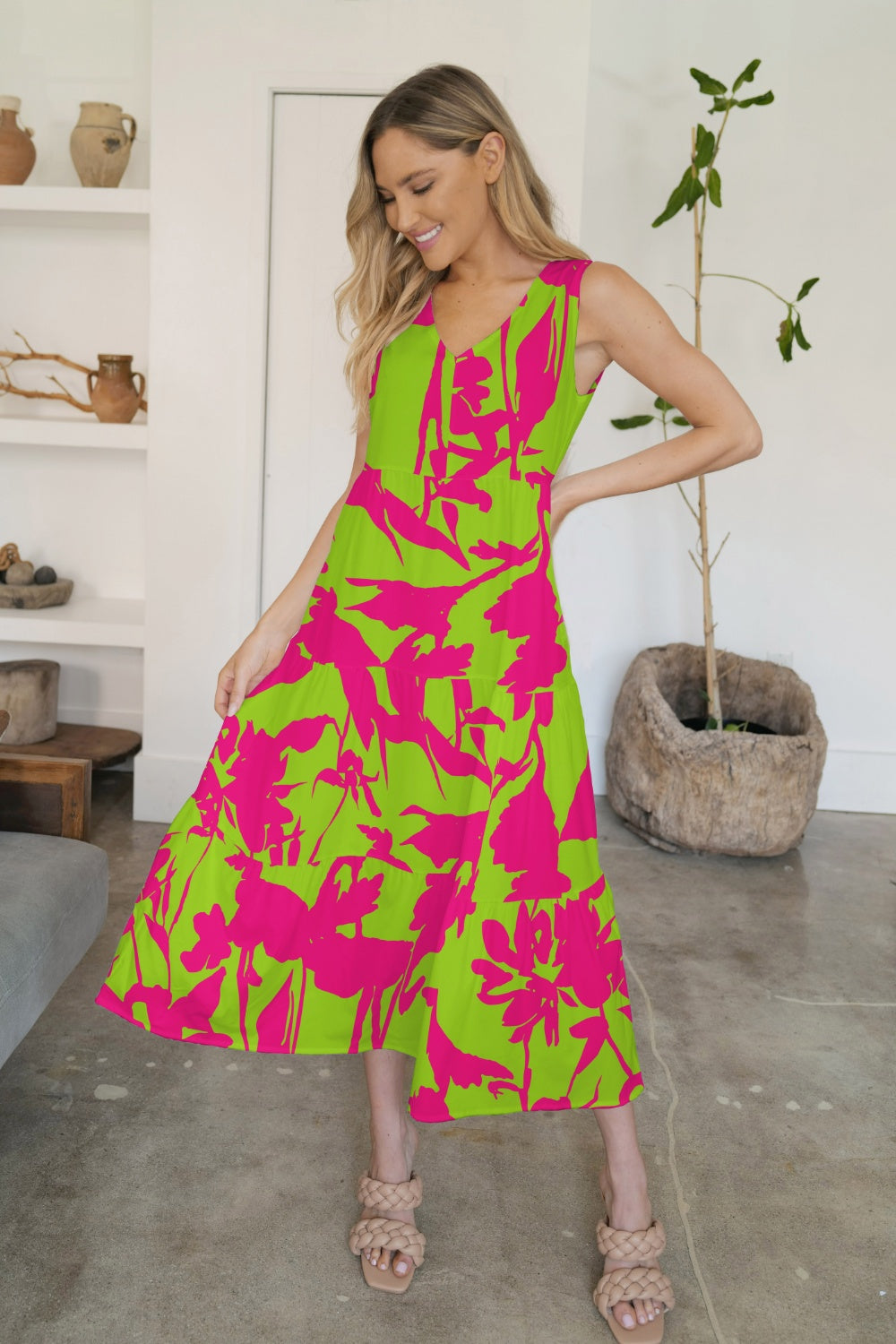 Bold Colorful Retro Floral Sleeveless Tiered V-Neck Oversized Summer Maxi Dress