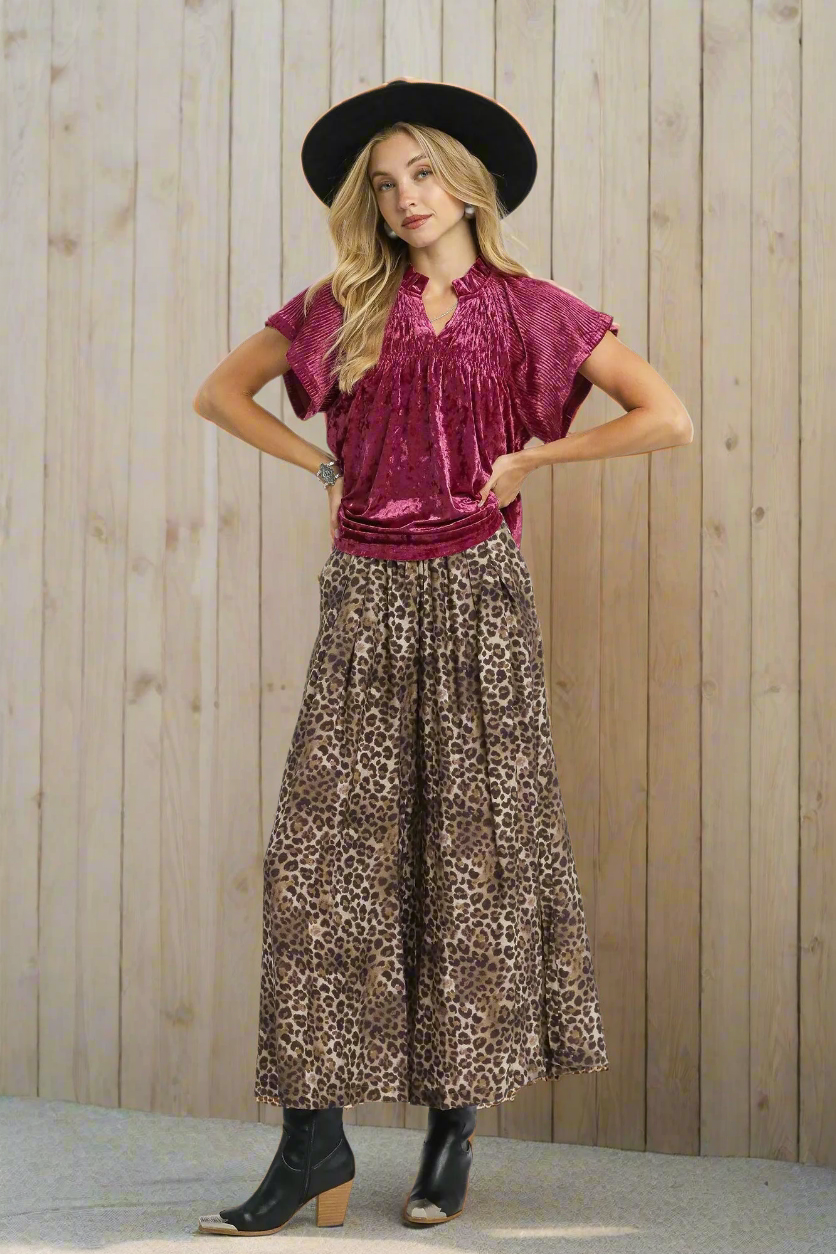 Umgee Crushed Velvet 70s Retro Ruffle Neck Shirt Pleated Top Short Sleeve Blouse