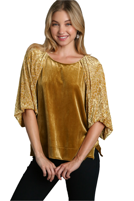 Umgee Leopard Velvet Sheer Balloon Half Sleeve Shirt Split Side Top High-Low Blouse