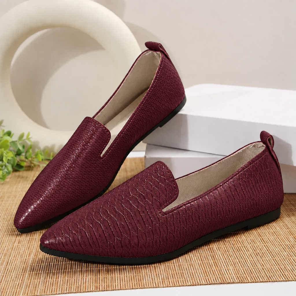 Snake Embossed Faux Leather Pointed Toe Notched Loafer Flats Slip-On Shoes