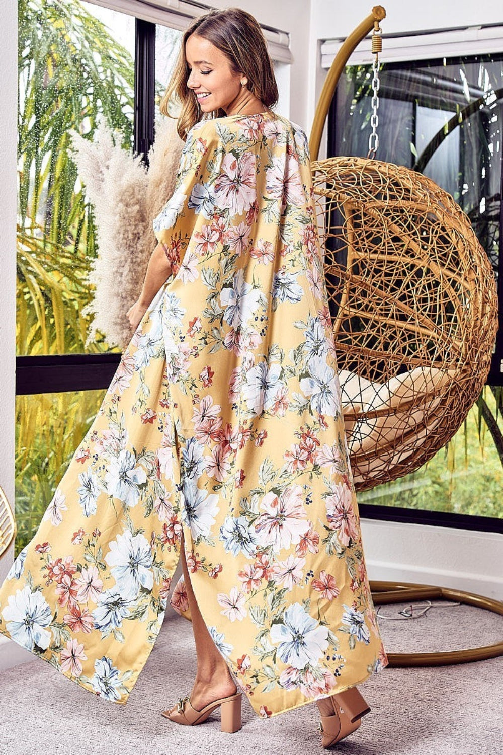 BiBi Oversized Floral Side Slit Kimono Lightweight Short Sleeve Longline Cardigan