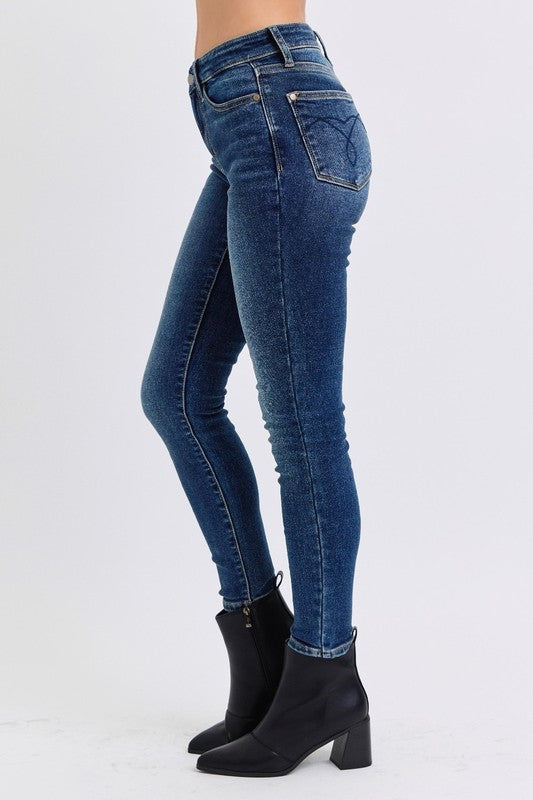 Judy Blue Thermal Mid-Rise Waist Stretchy Skinny Jeans Slim Fit Denim Pants Classic Ankle