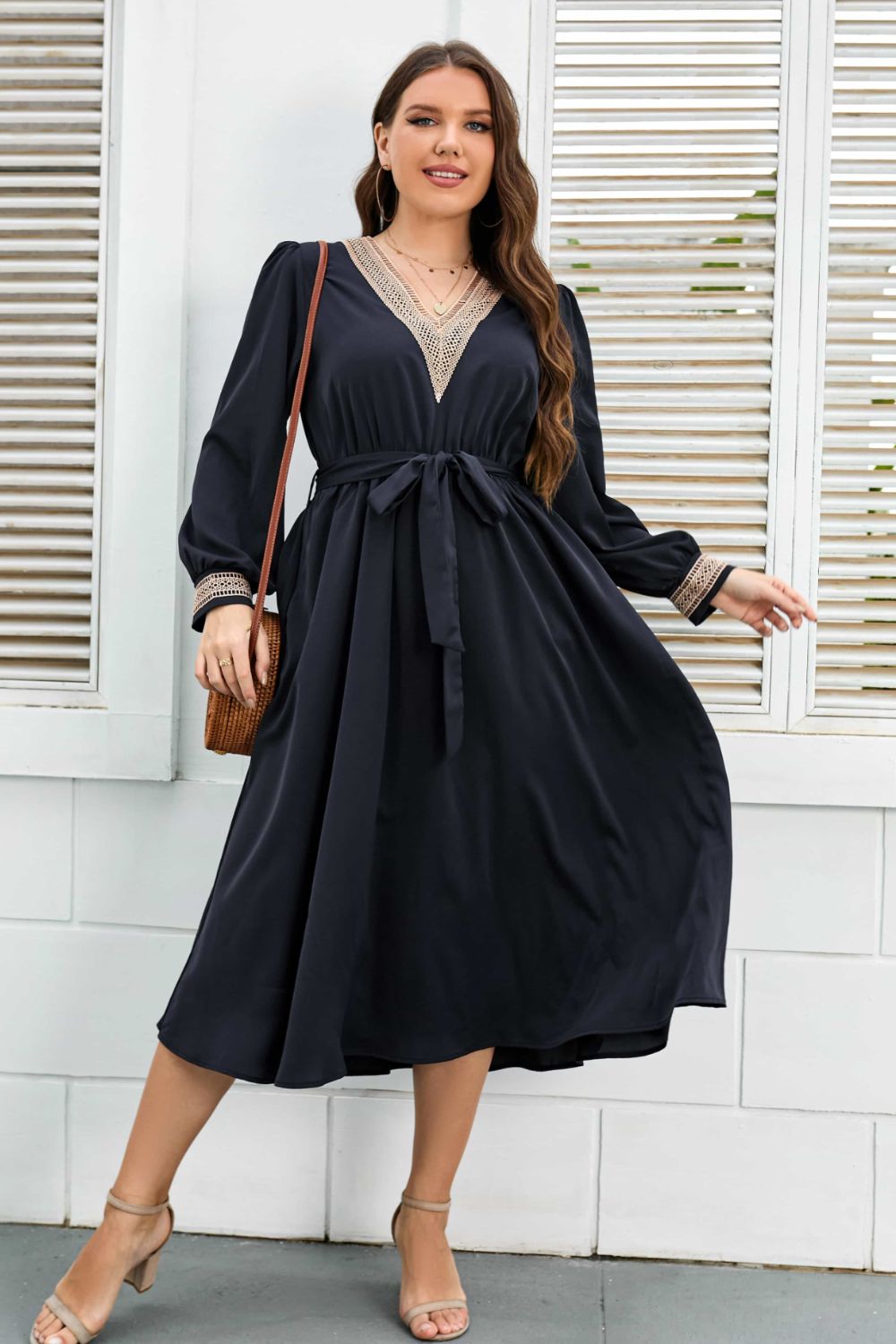 Navy Contrast Lace Trim Tie Waist Long Sleeve Midi Dress (Plus Size Only)