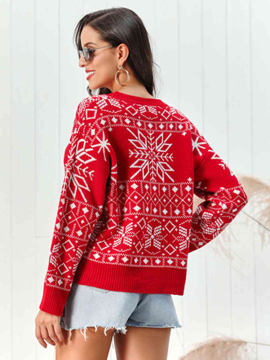 Geometric Fair Isle Contrasting Winter Snowflake Long Sleeve Minimalist Sweater