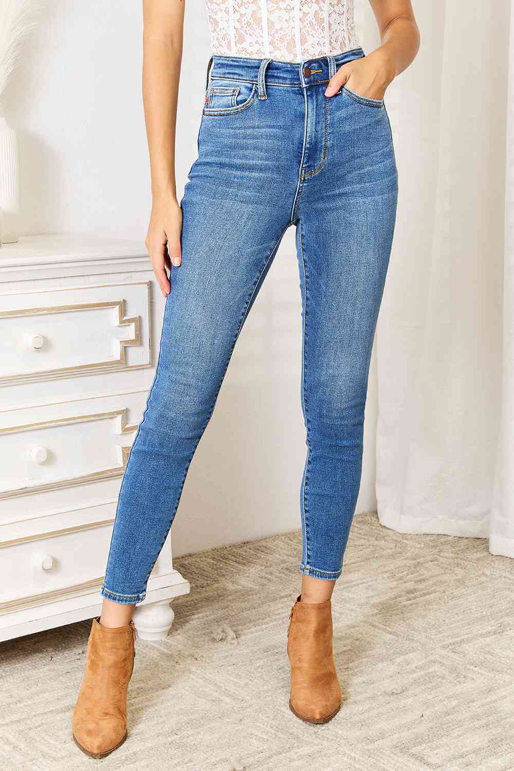High-Rise Denim Classic Skinny Cropped Medium Wash Jean Judy Blue Pants