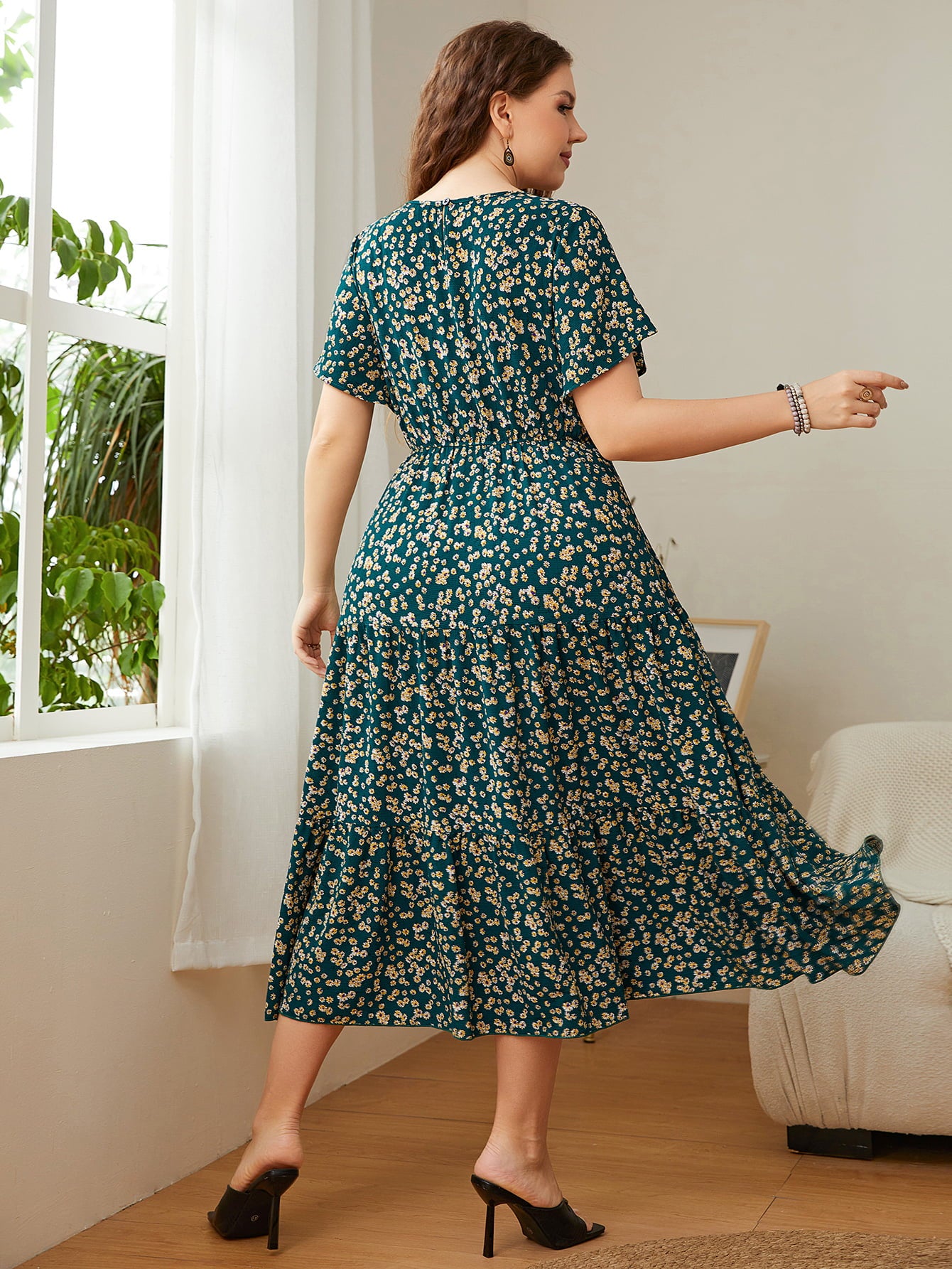 Classy Floral Round Neck Short Sleeve Modest Midi Dress