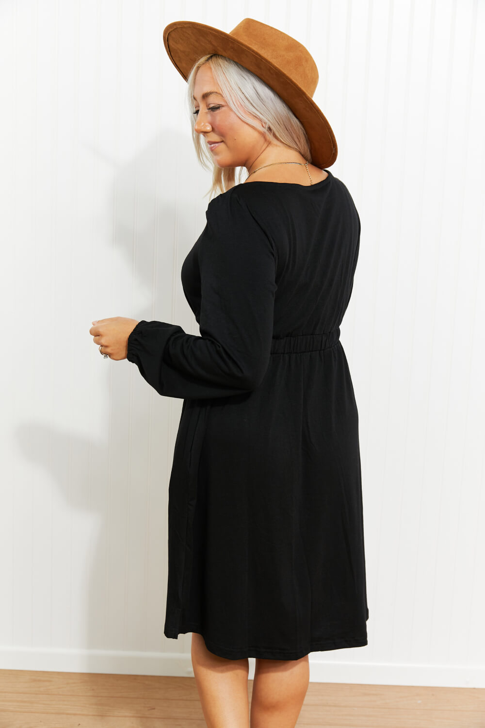 Chic Scoop Neck Empire Waist Long Sleeve Dress (Plus Size Available) in 4 Colors